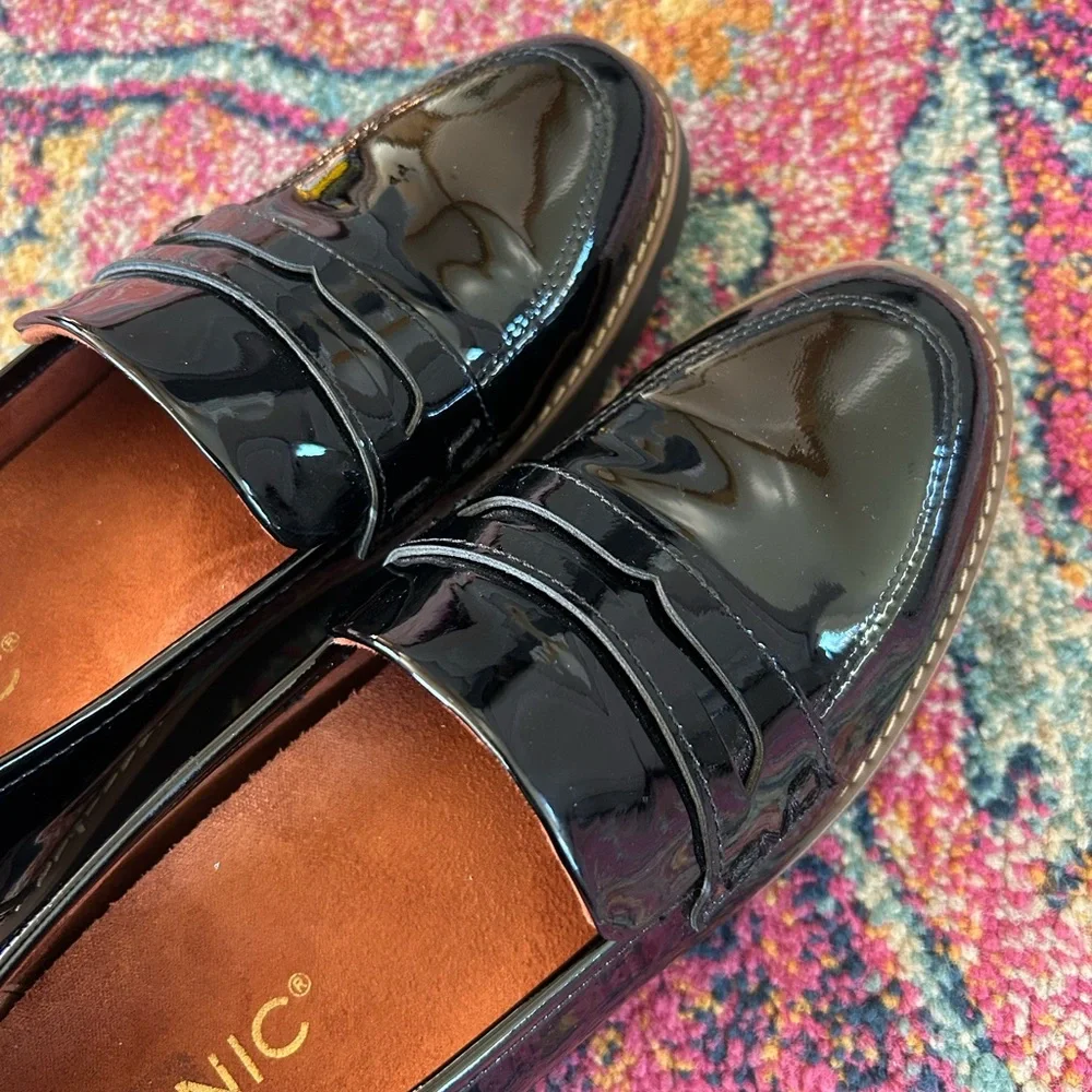 Vionic | Women’s Black Patent Cheryl Lug Sole Platform Penny Loafers, Size 6.5